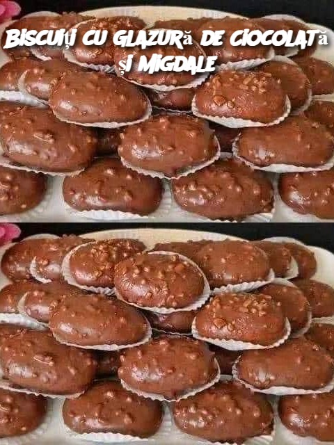 Biscuiți cu Glazură de Ciocolată și Migdale